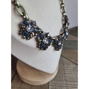 Ann Taylor Loft Flower Design Necklace‎ Blue Crystal accent Couture Floral